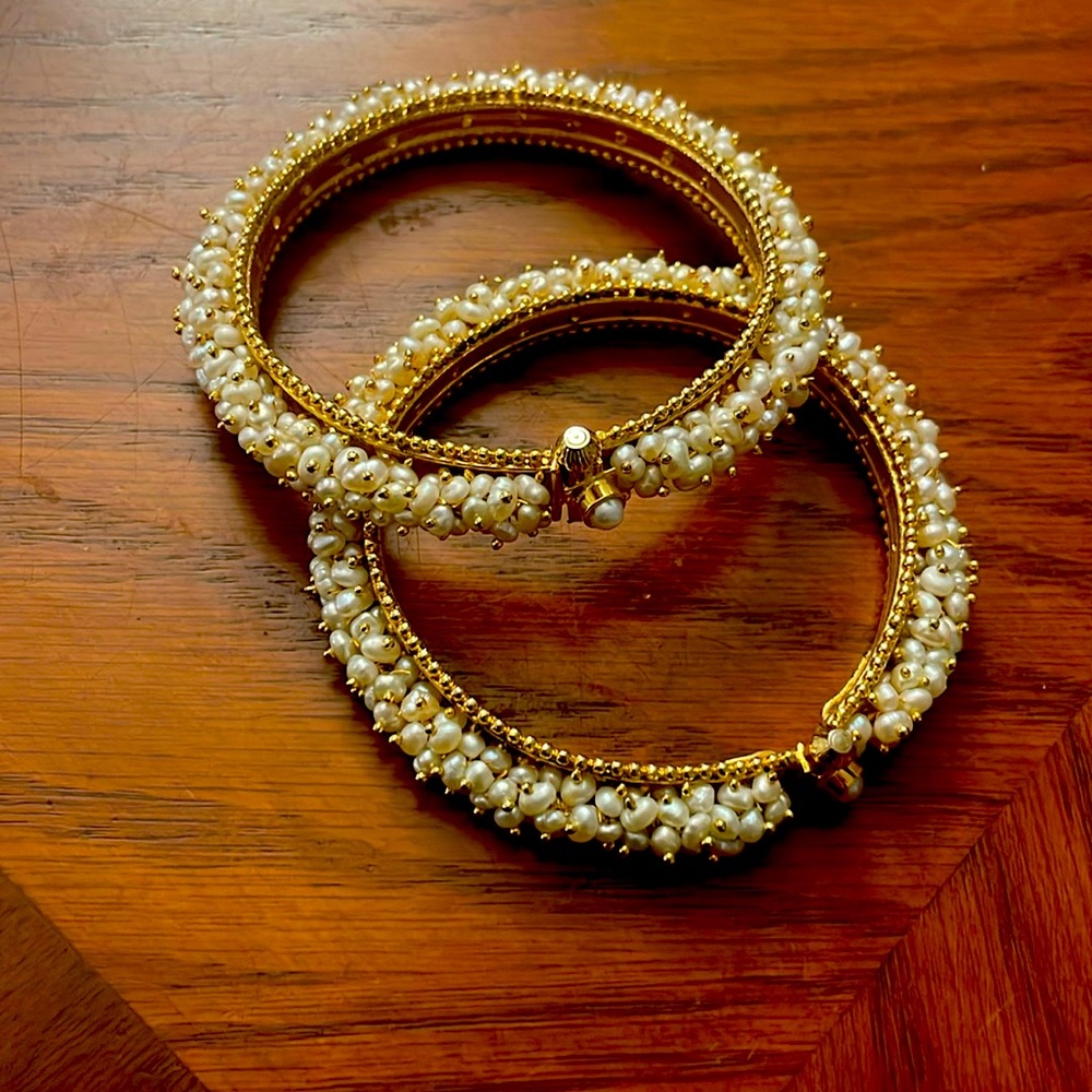 Bangles - image 1